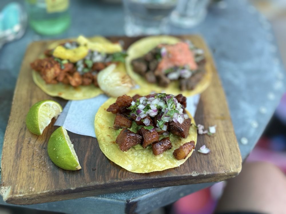 Tacos X Mezcal