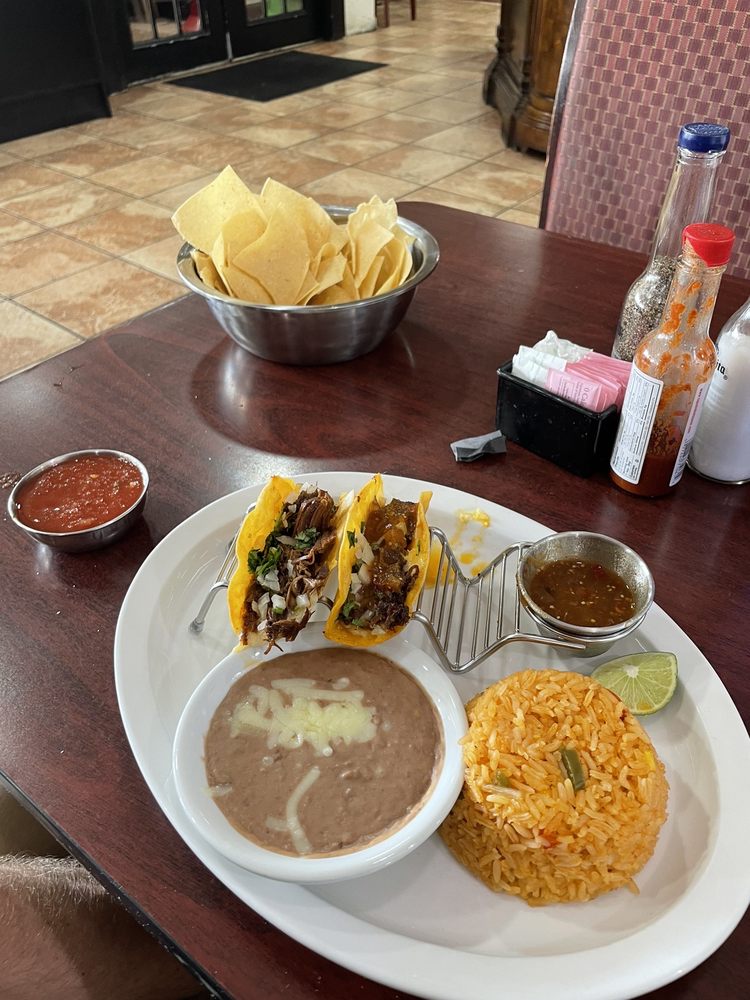El Viejos Mexican Grill