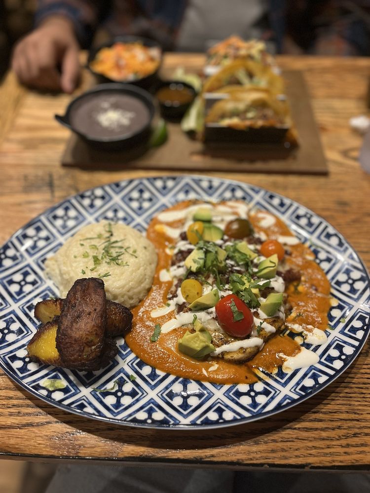 Que Onda - Plaza Midwood