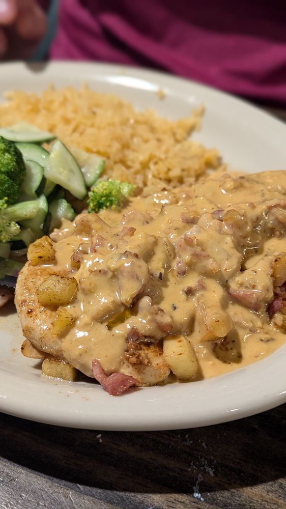 Una Mas Modern Taqueria