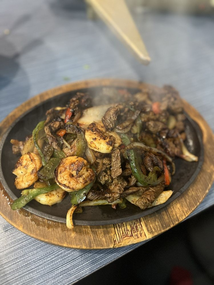 Viva Tacos & Tequila - Leawood