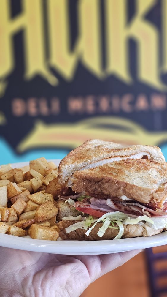 Chukis Deli Mexicano