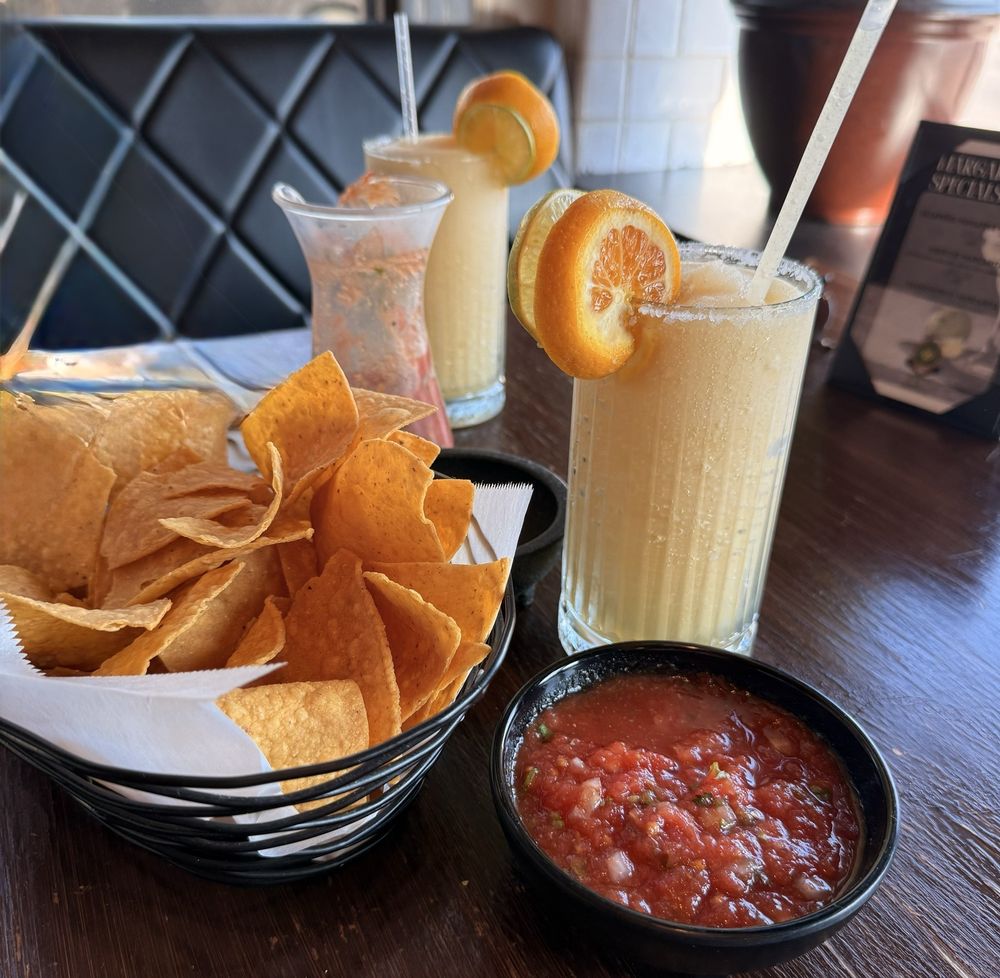 Los Aztecas Mexican Restaurant 