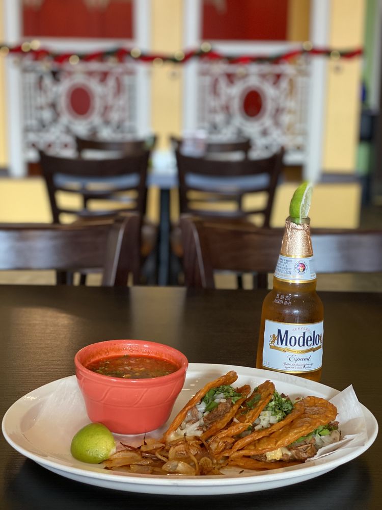 El Azteca Mexican Grill