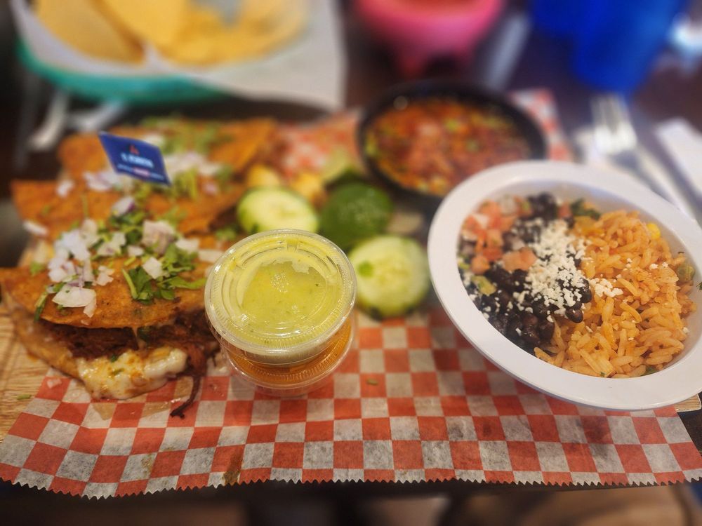 El Asadero Mexican Bar & Grill - Beechmont