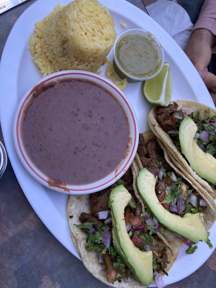 Victoria Latina Restaurant