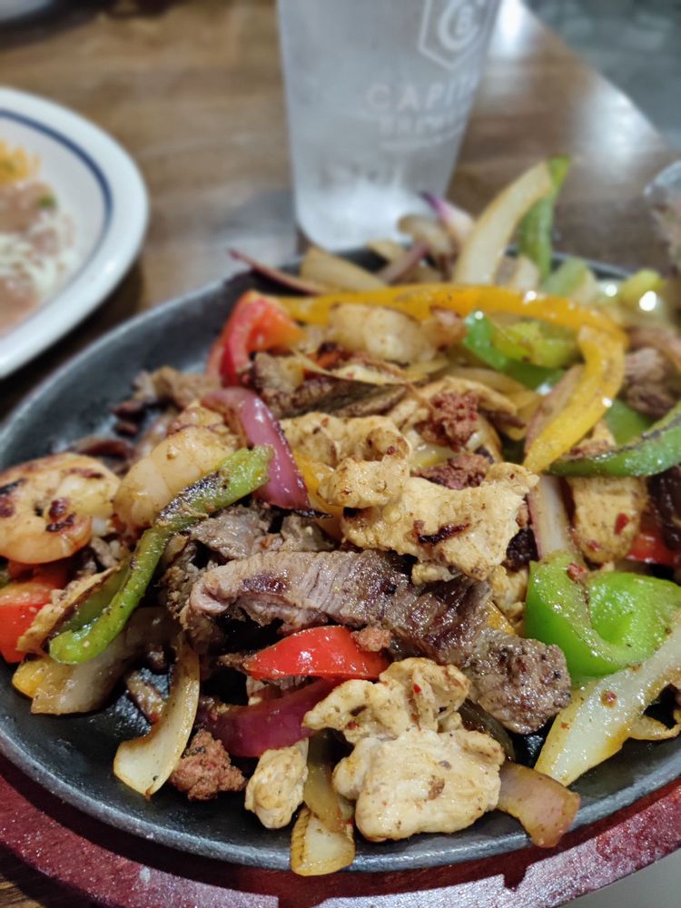 Compadres Mexican Restaurant