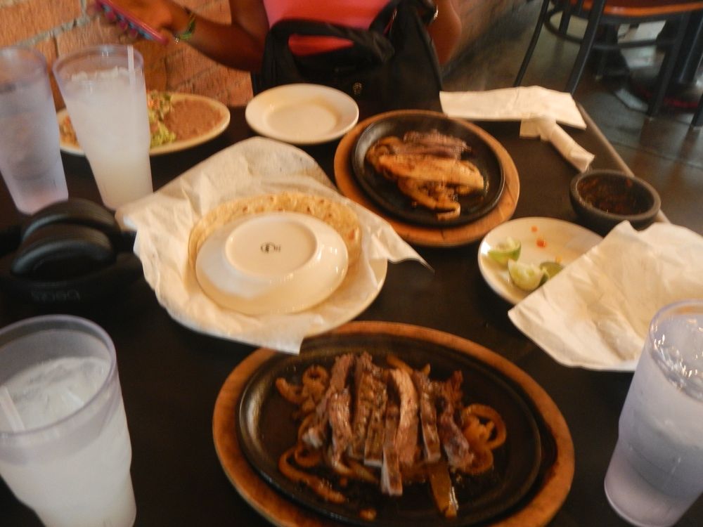 Pepe's & Mito's Mexican Café