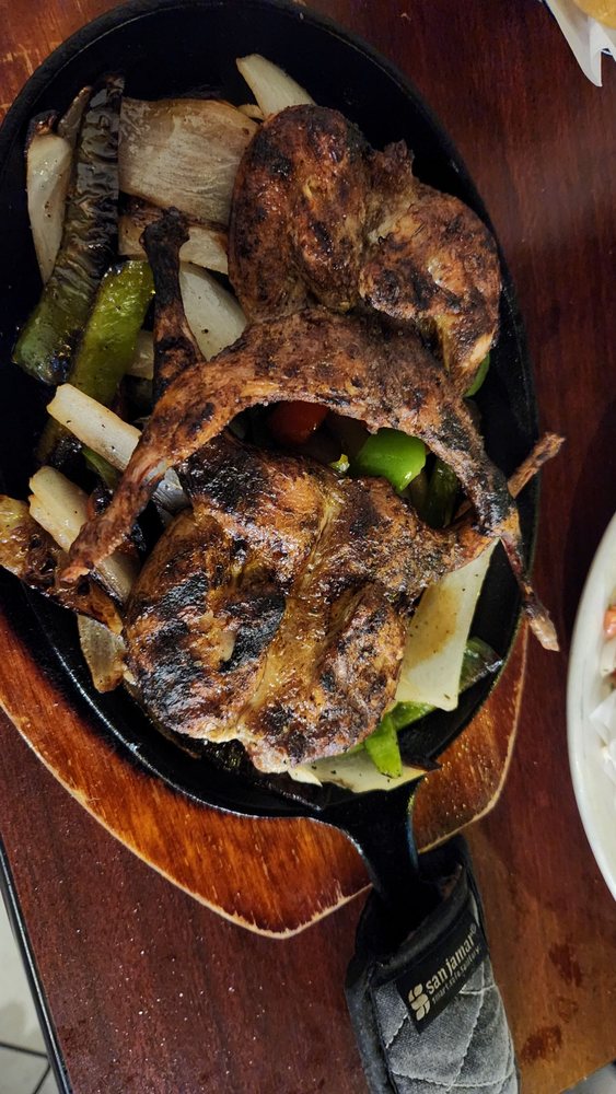 Azteca Bar and Grill