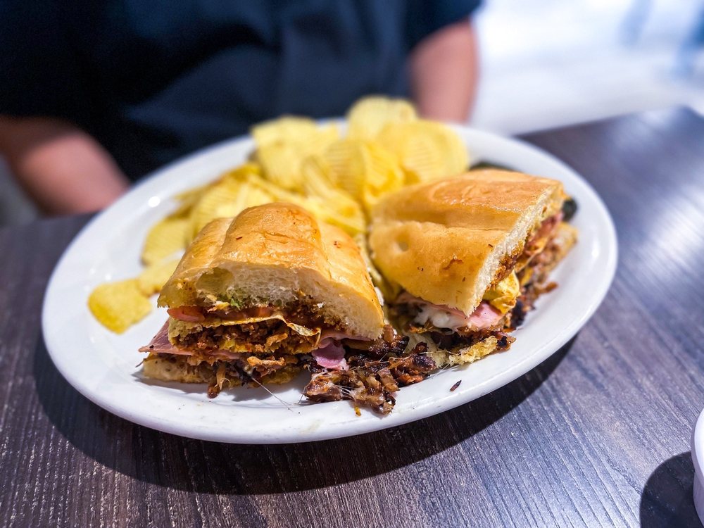 Los Reyes De La Torta