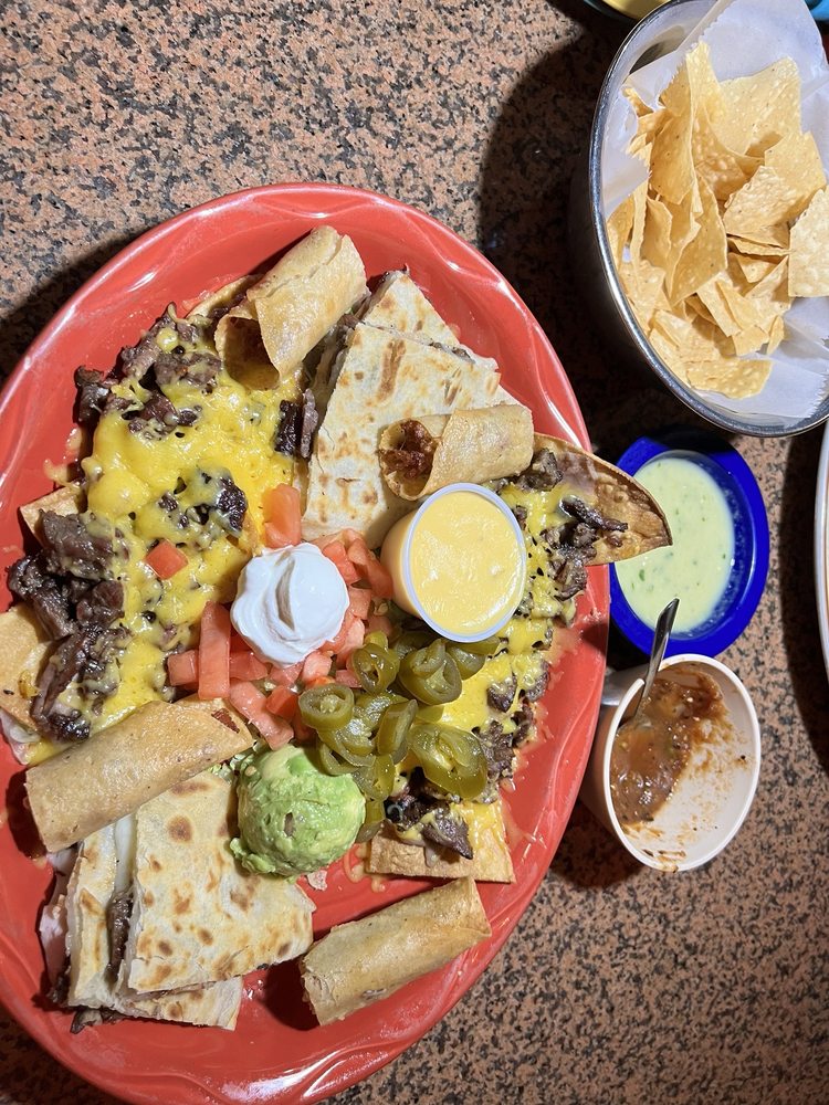 Las Palomas Mexican Restaurant