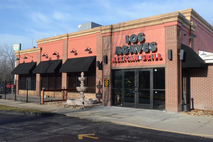 Los Agaves Mexican Grill