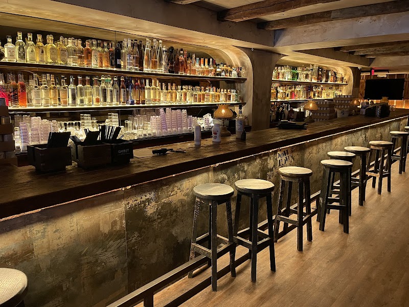 Loco Taqueria & Oyster Bar