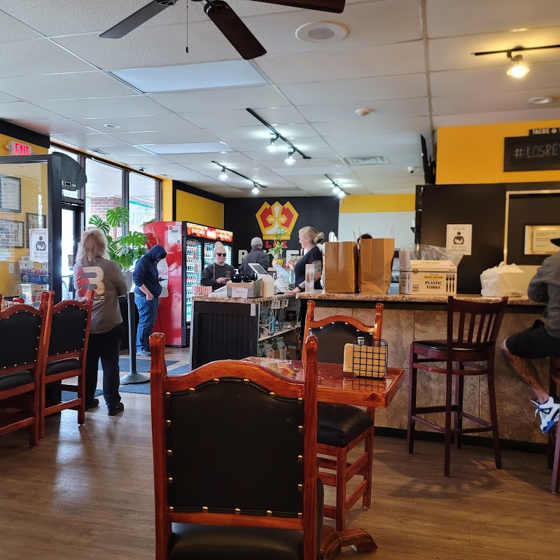 Los Reyes Street Tacos & More