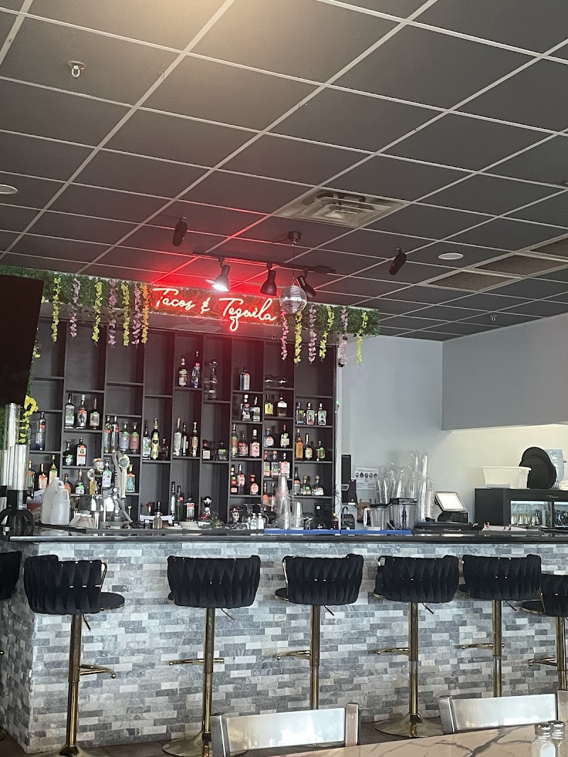 Famosos Tacos & Tequila