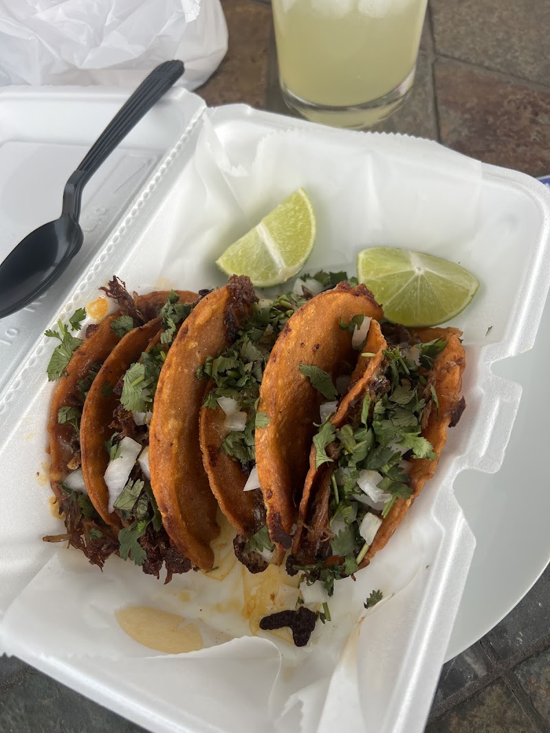 Taquería Los Juárez food trailer