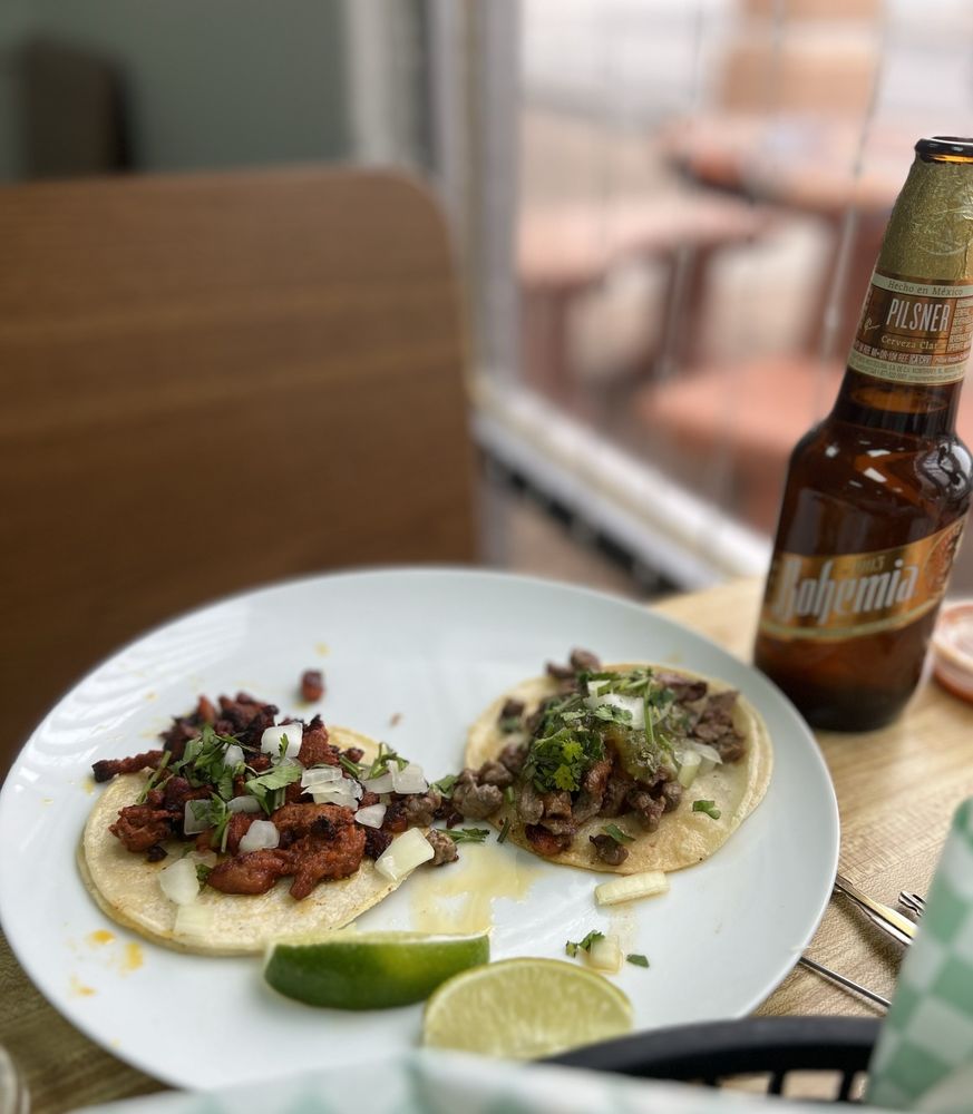 Mariano’s Tacos & More