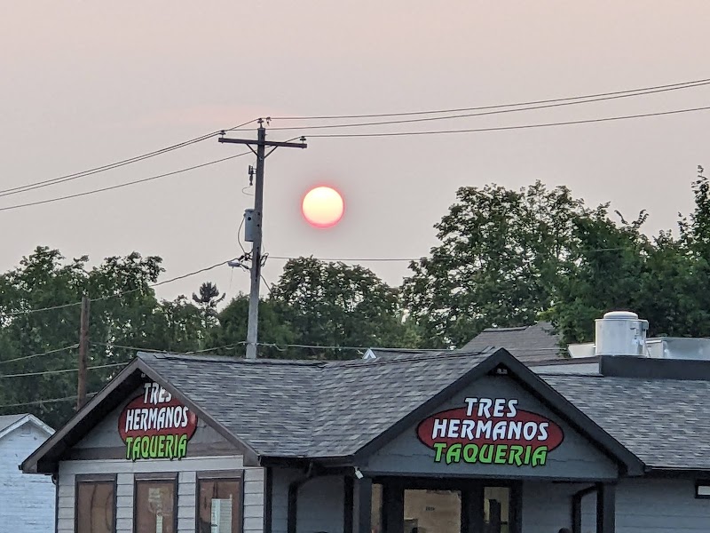 Taqueria Tres Hermanos
