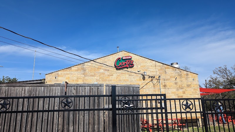 Birrieria y Taqueria Cortez