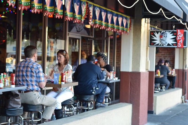 Lola's Burrito & Burger Joint