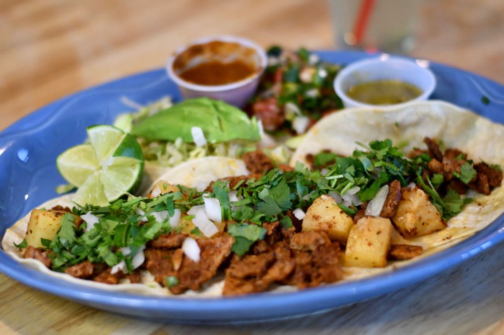 Piramides Mexican Restaurant