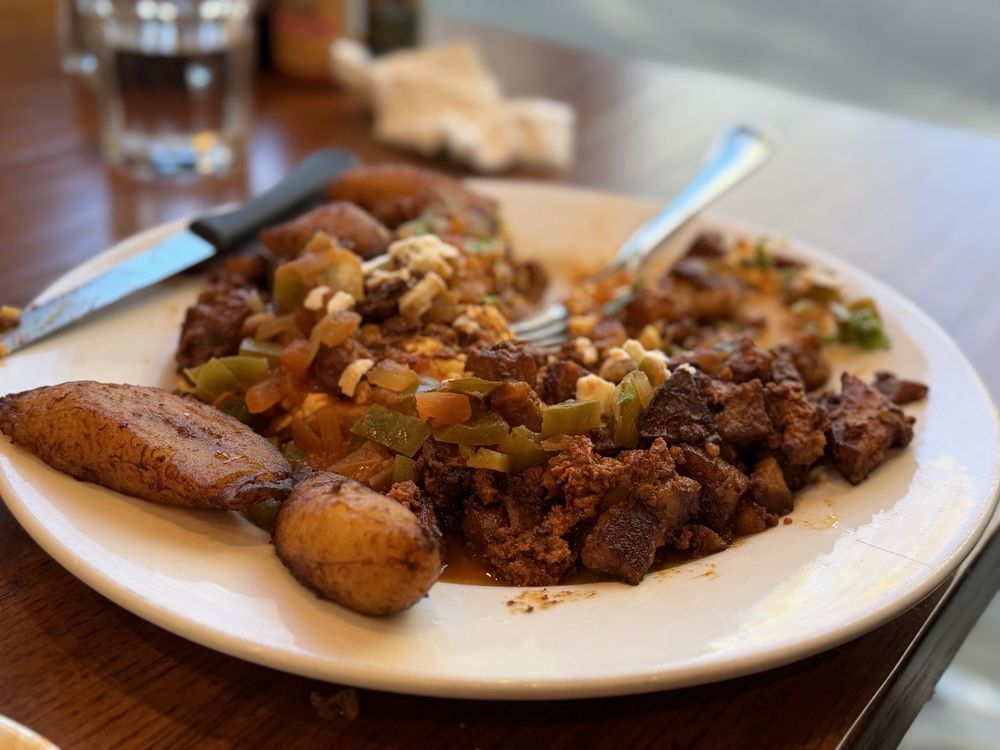 La Catedral Cafe & Restaurant