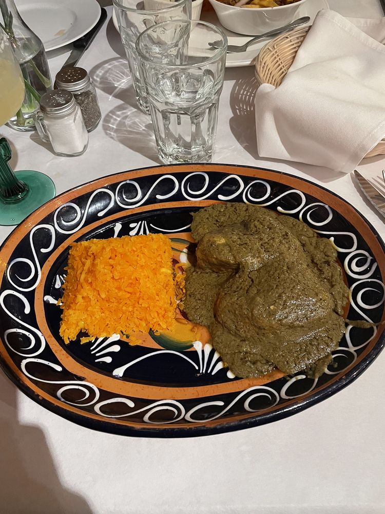 Mis Moles Restaurant