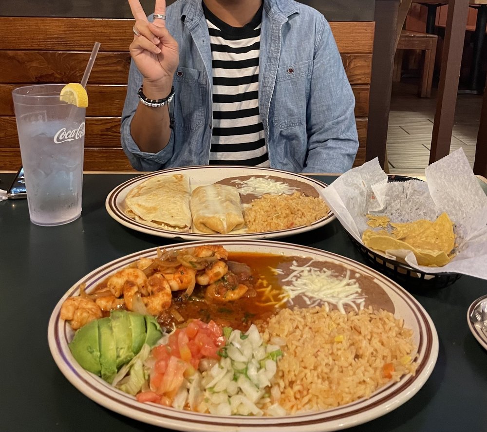 Los Compadres Mexican Restaurant