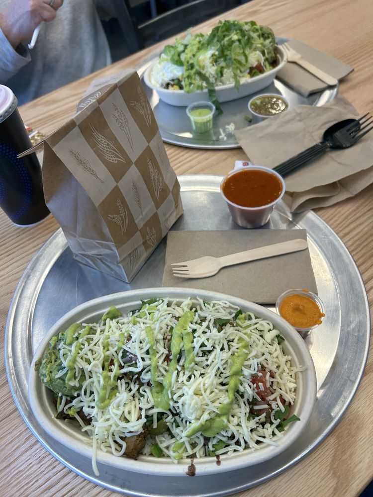 DosBros Fresh Mexican Grill