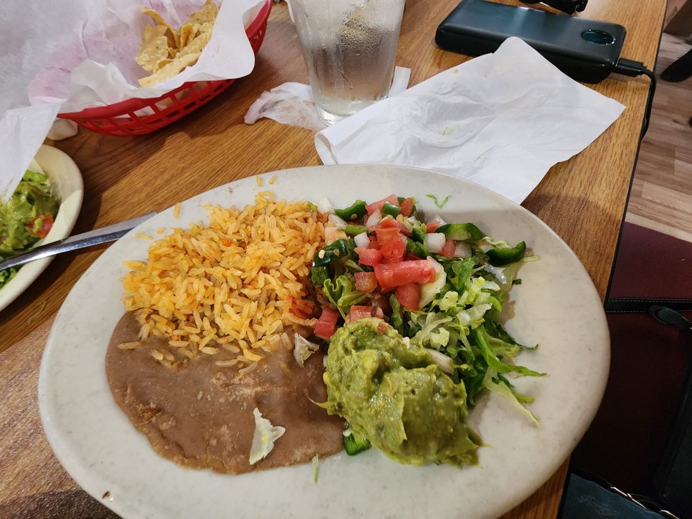 Cafe Plato Loco Restaurant