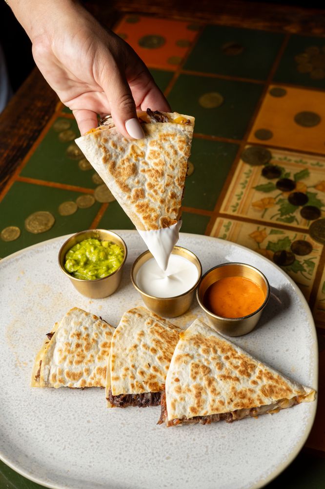 Tequiztlan Mexican Restaurant & Tequila Bar