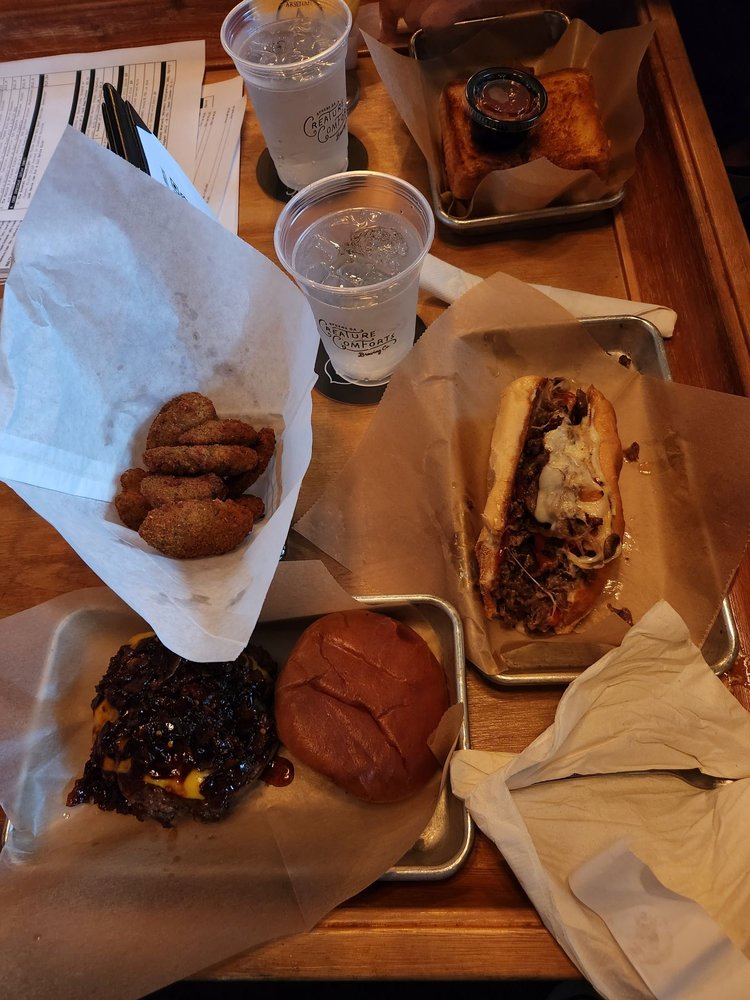 Arsenal Taproom + Kitchen