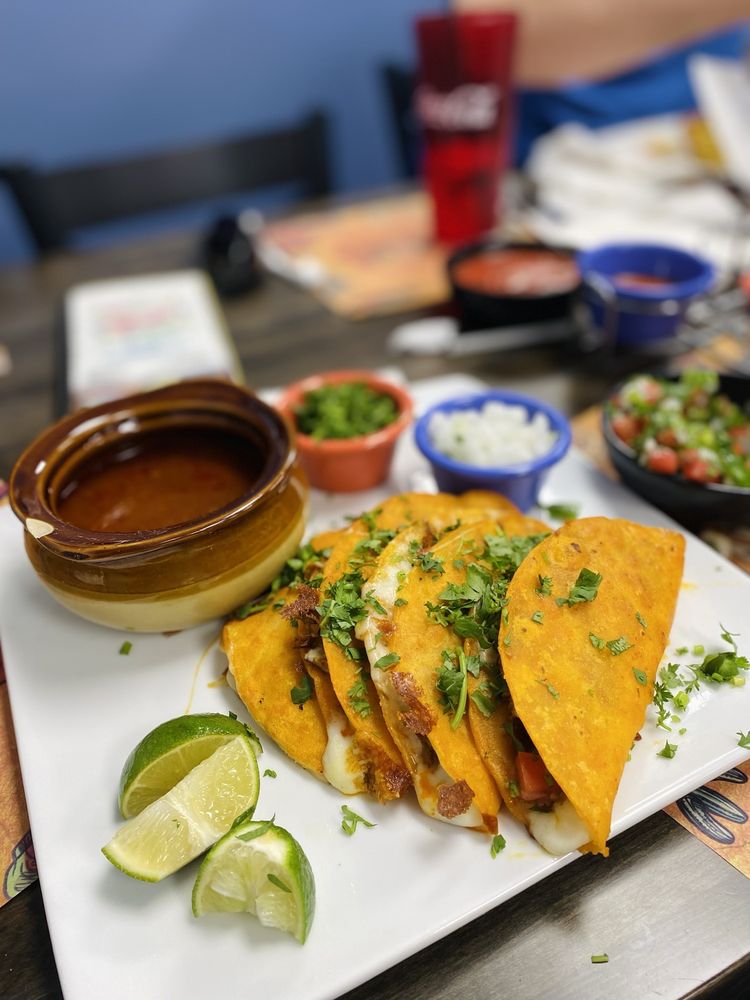 EL Folklore De Mexico