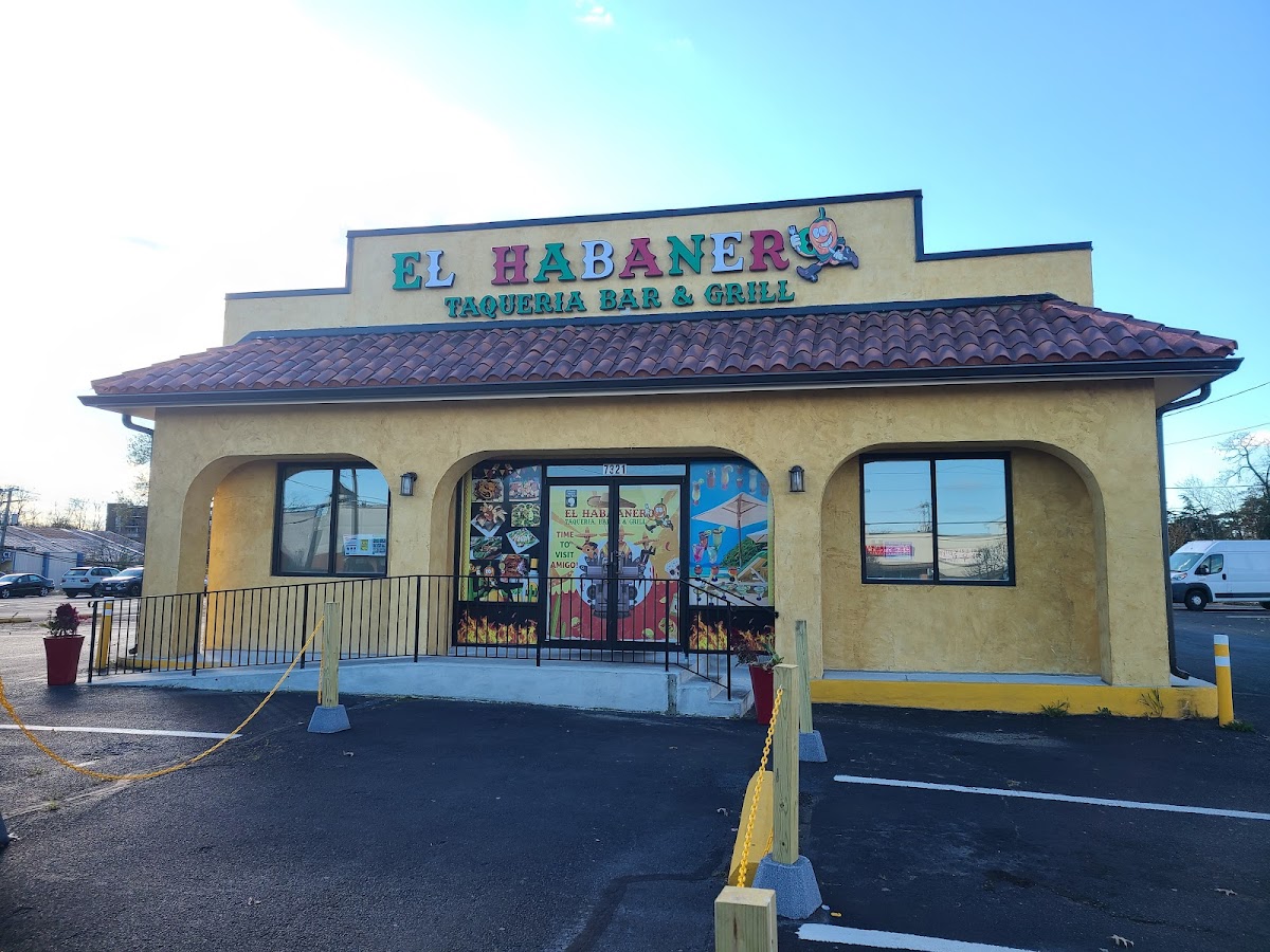 El Habanero Tex-Mex Restaurant Bar — Mexican restaurant in Kew Gardens