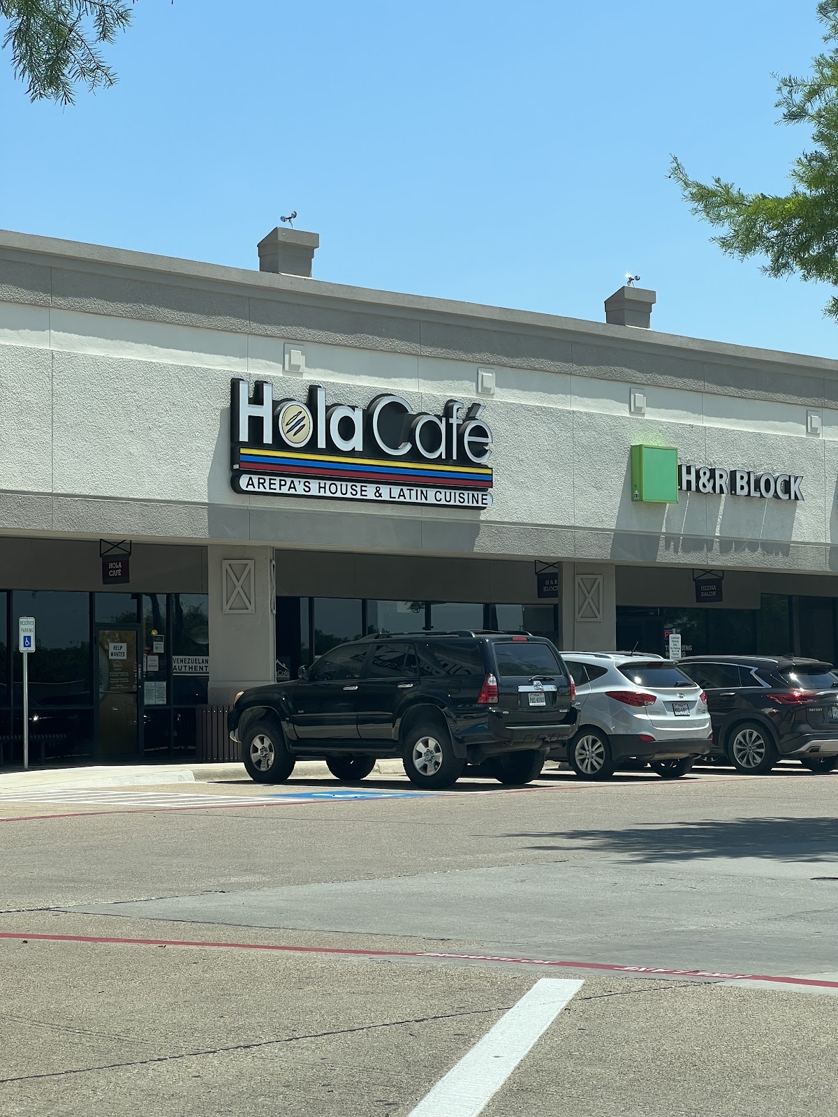 Hola Cafe