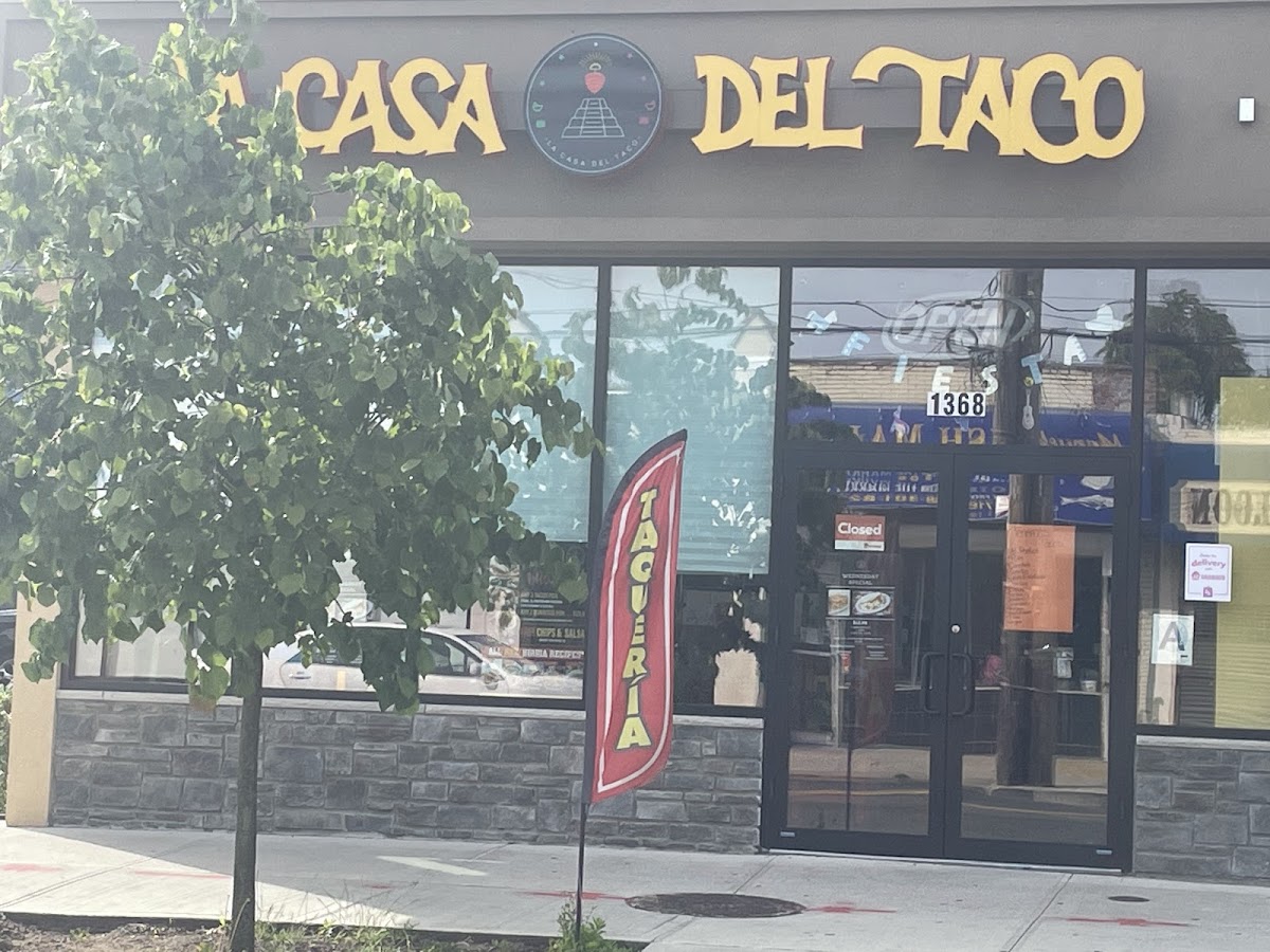 La Casa Del Taco — Mexican restaurant in Staten Island