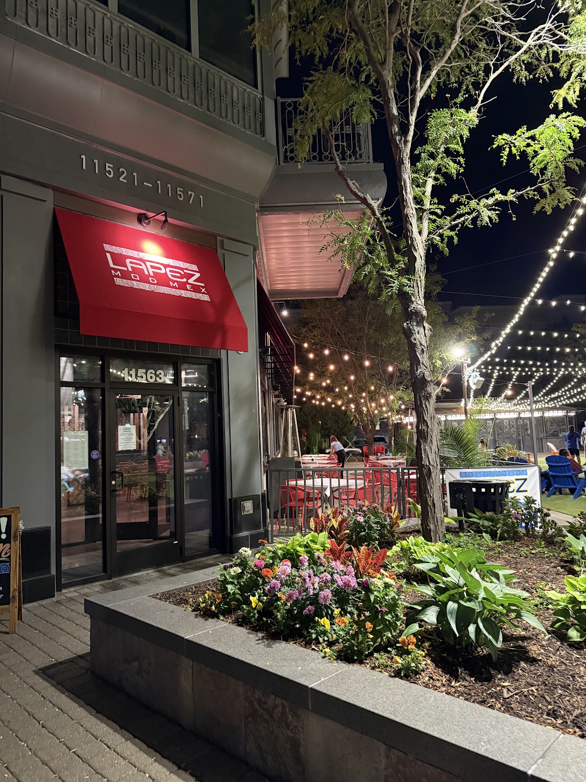 LaPeZ Mod Mex — Mexican restaurant in Leawood