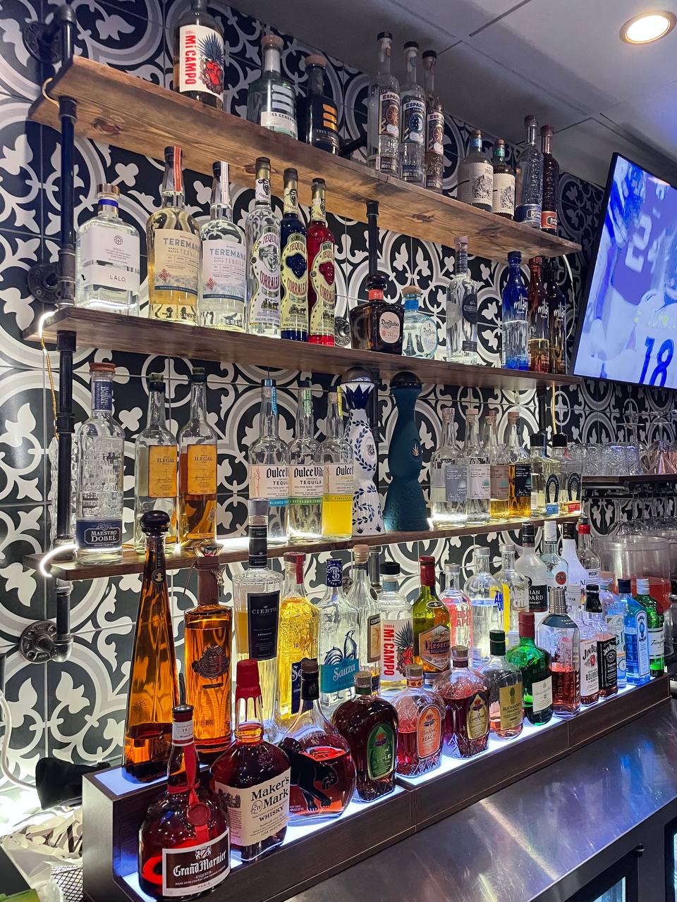 Poblanos Mexican Grill & Bar — Mexican restaurant in Bradenton