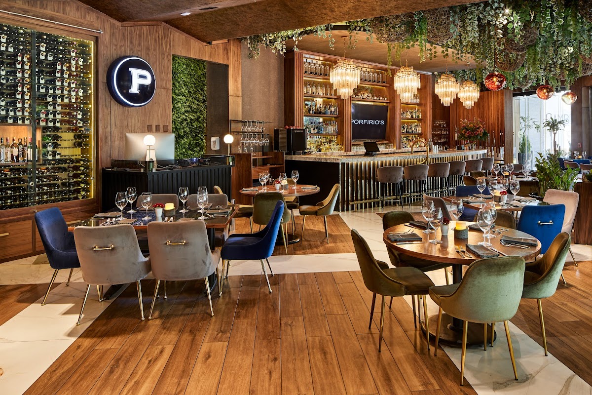 Porfirio's Guadalajara | Restaurante de comida mexicana — Mexican restaurant in Guadalajara