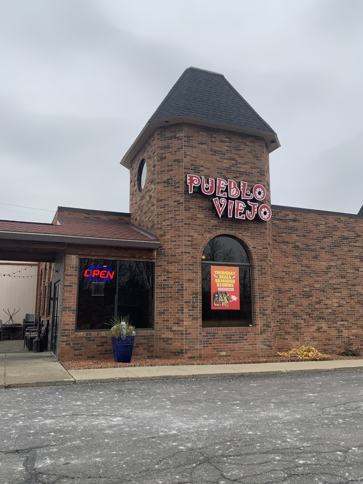 Pueblo Viejo — Mexican restaurant in Lapeer