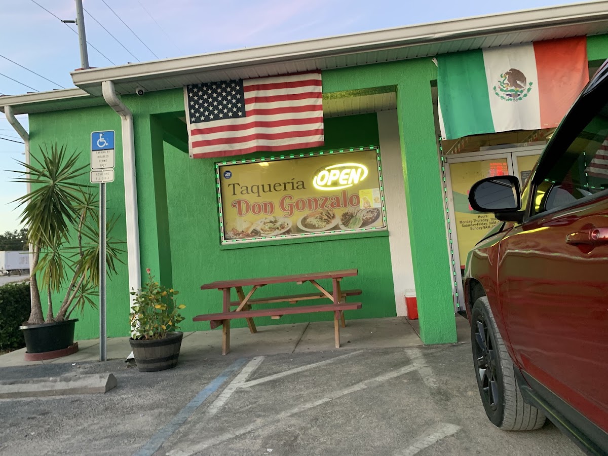 Taquería Don Gonzalo — Mexican restaurant in Haines City