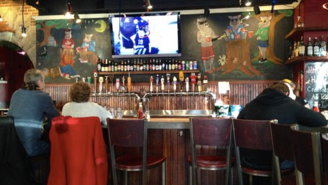 The Farm Bar & Grille — Mexican restaurant in Manchester