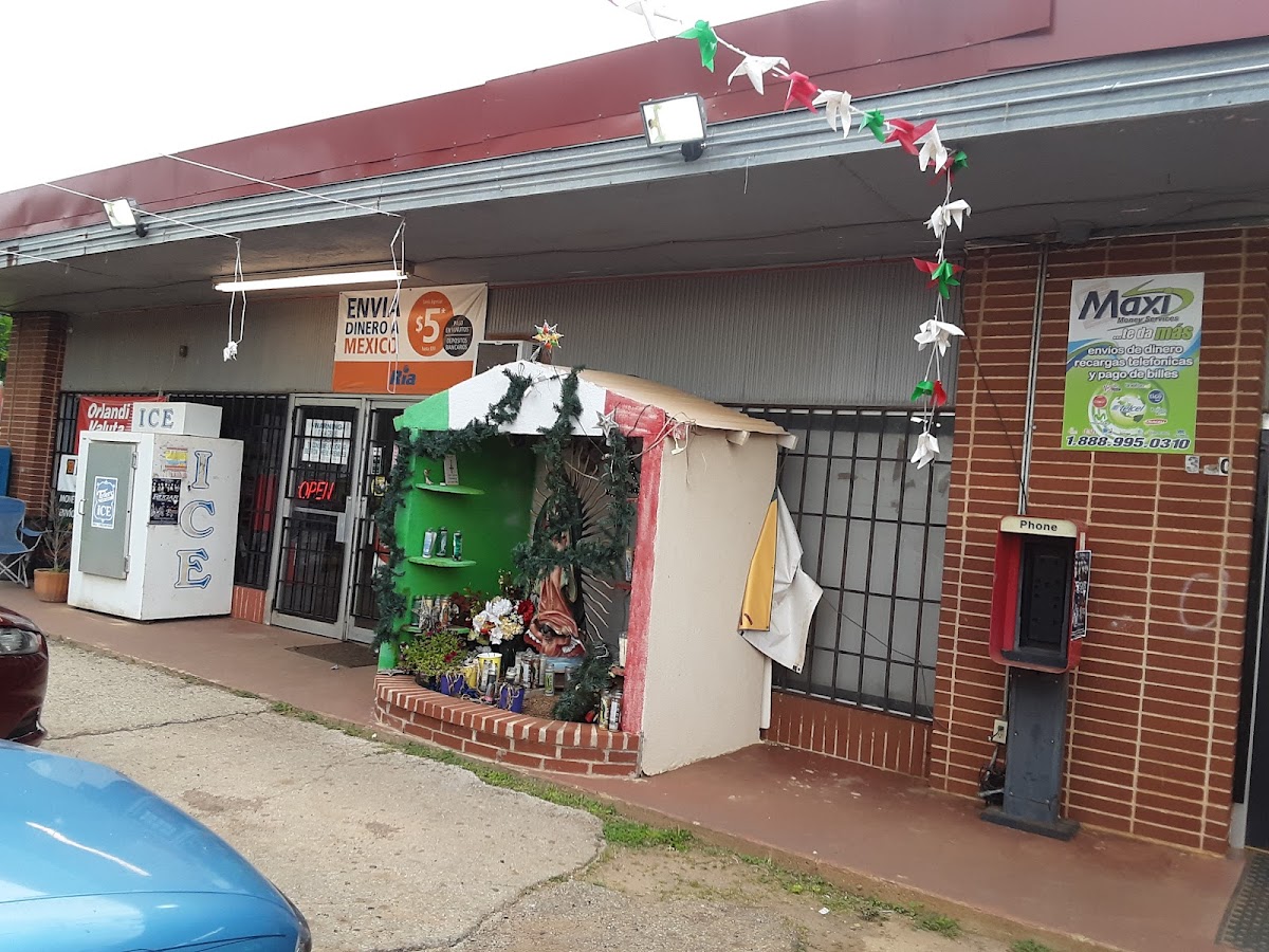 Tienda La Juanita — Mexican restaurant in Jacksonville